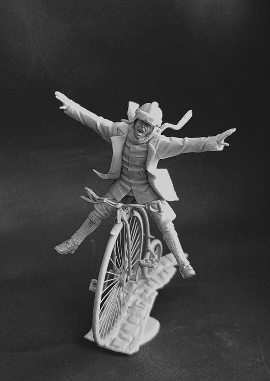 CHM-54358. Германский летчик ('День Велосипеда'), 1914-18 гг. 54 мм. Материал - смола. Chronos Miniatures