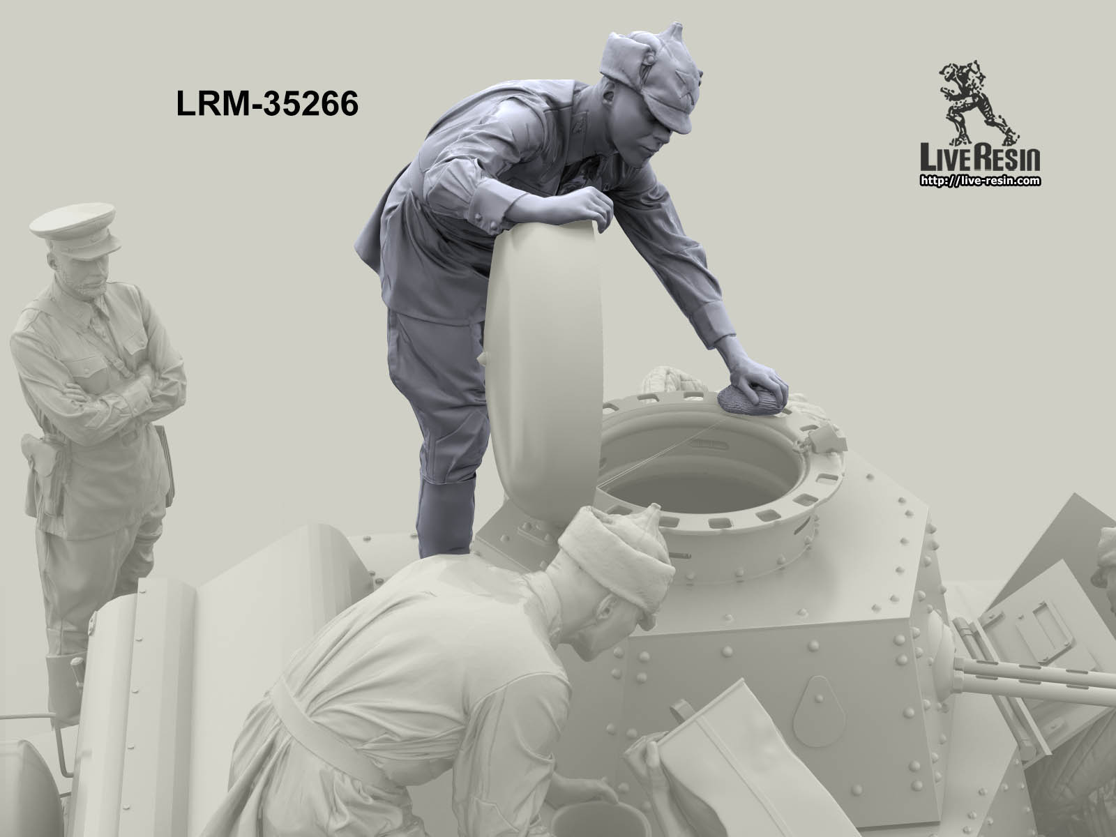LRM35266 Боец танкист РККА занимается уборкой башни танка МС-1 (Не для свободной продажи) Live Resin