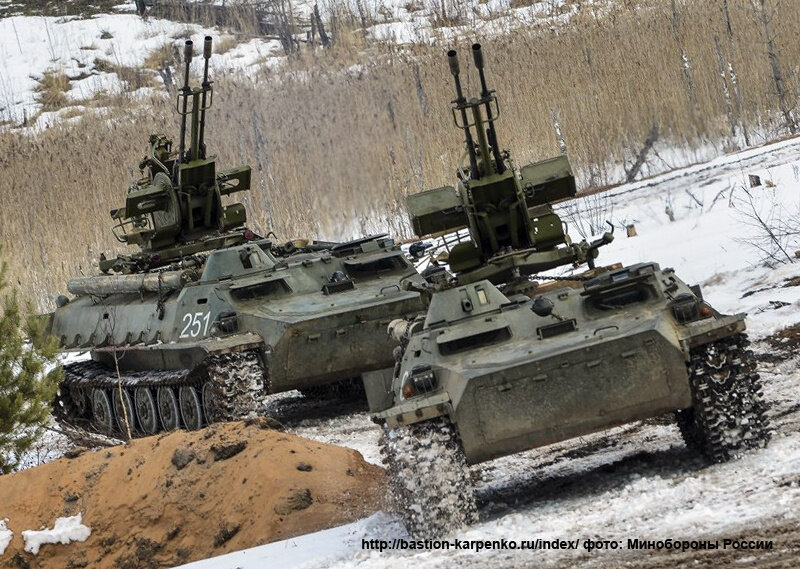 AM35976 23-мм спаренная зенитная установка Зу-23-2 на МТ-ЛБ (Не для свободной продажи) Arma Models