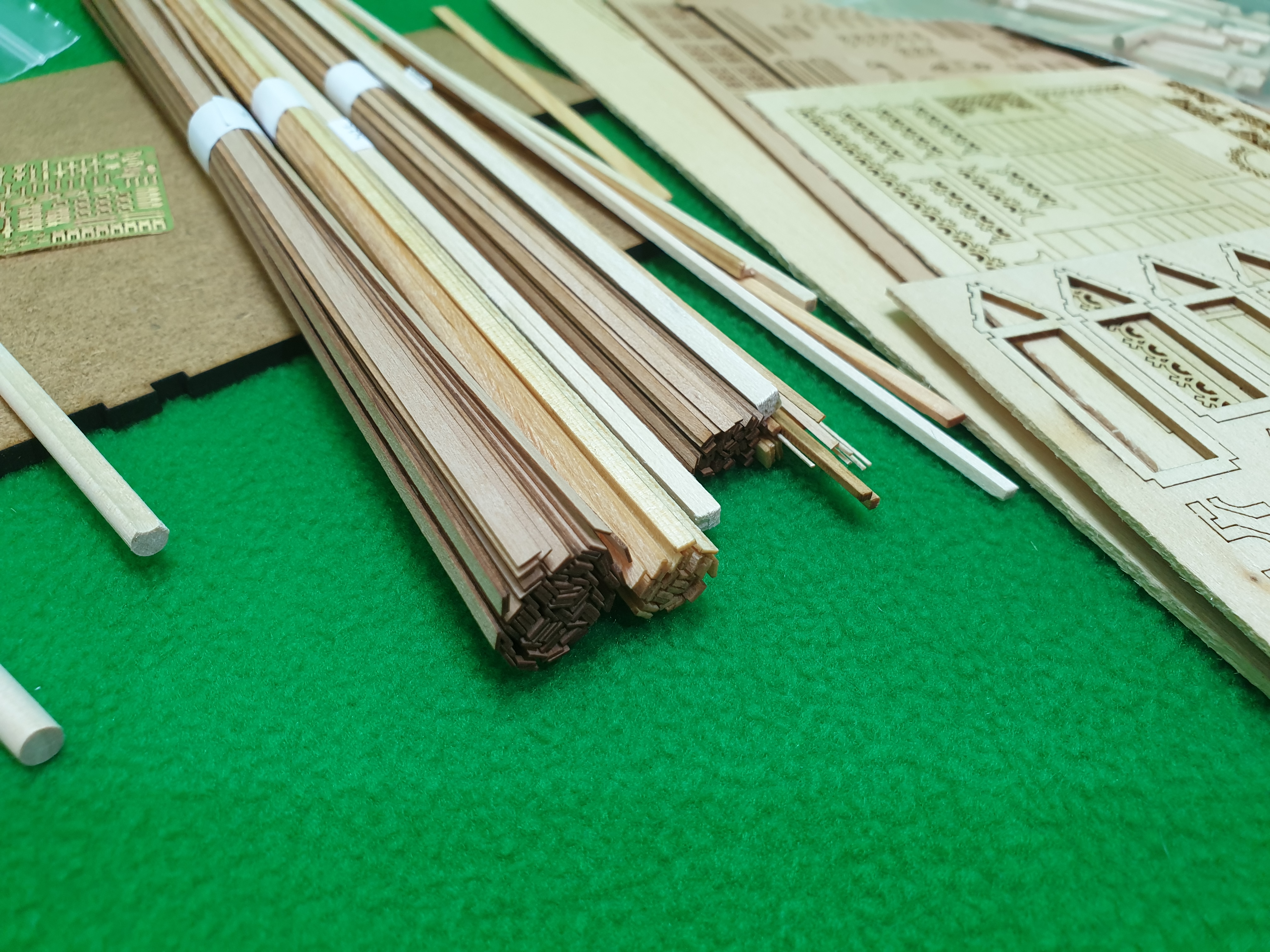 1815 сборная деревянная модель "Терем-усадьба Кузьмина" СВ Модель