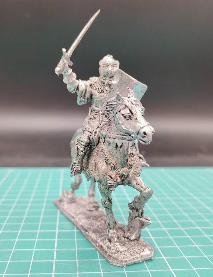 4131ТБ ВИМ, французский конный рыцарь с мечем и щитом, 54 мм, олово Три Богатыря