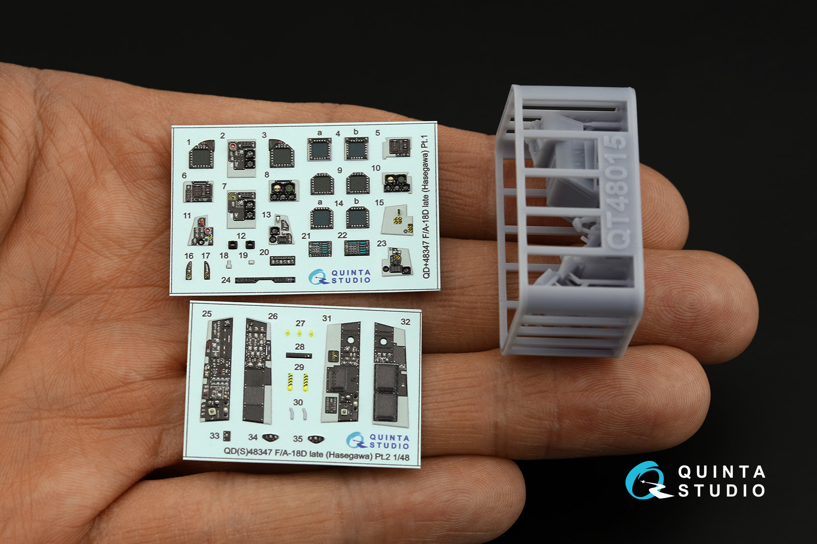 QDS+48347 3D Декаль интерьера кабины FA-18D поздний (Hasegawa) (с 3D-печатными деталями) (Малая версия)