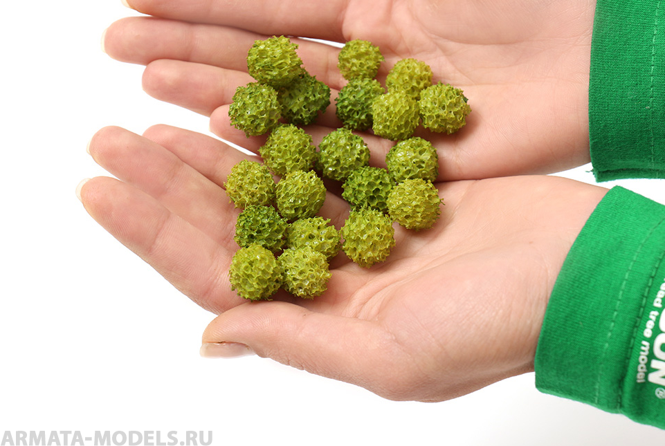 030shb001 Поролоновые шарики светло-зеленые. 20шт. 10-13мм.