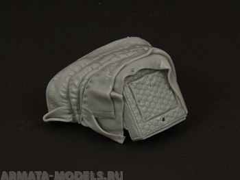 RE35-291 Дополнение для моделей Mercedes 1500 engine deck with canvas cover (Miniart)