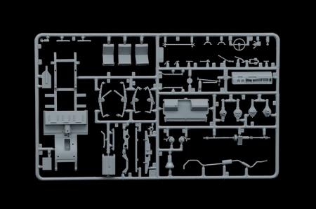 6508ИТ Автомобиль Land Rover 1091 Italeri