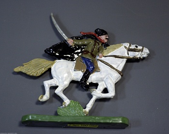 100-052 окрашеная фигура Чапае