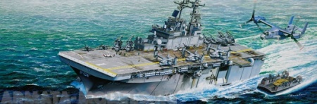05611 Корабль USS Wasp LHD-1  Trumpeter
